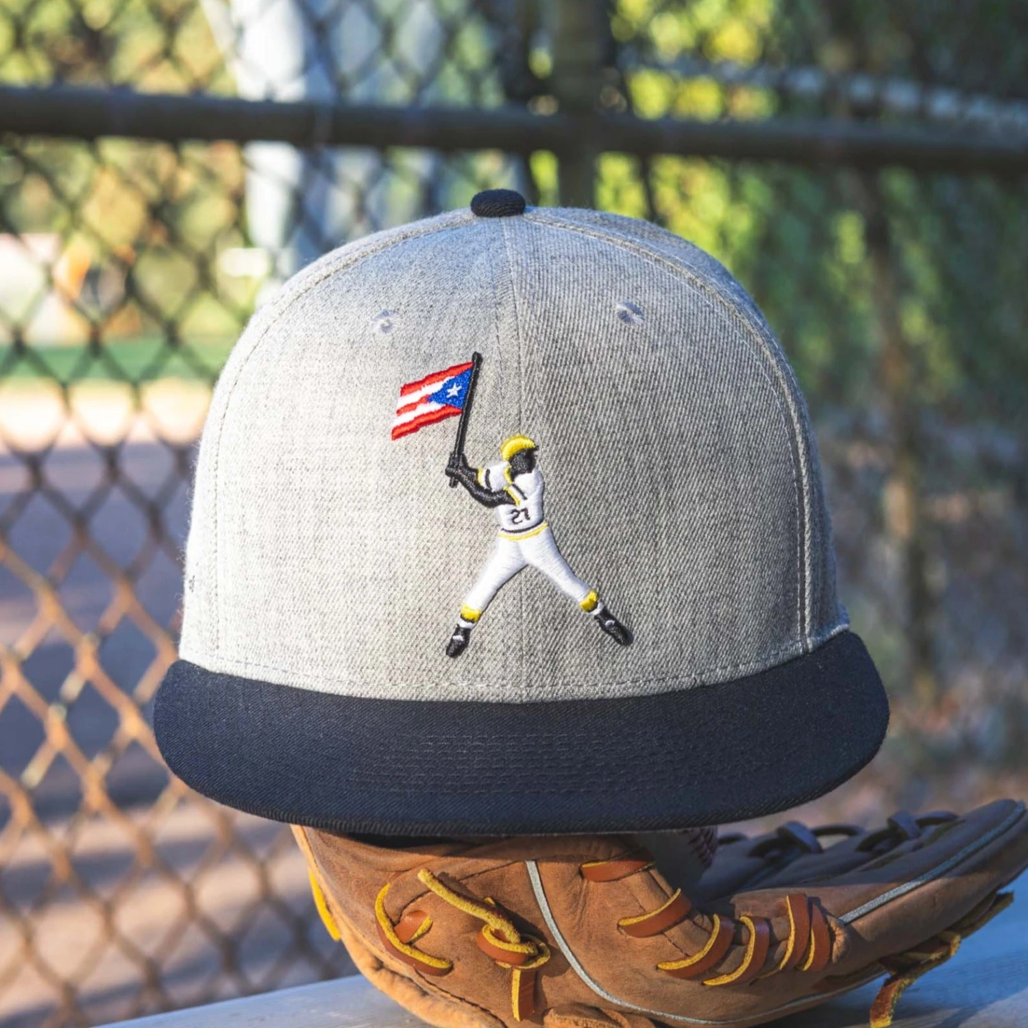 Clemente Swinging Flag Cap-6921881190470 7 Clemente Swinging Flag Cap-6921881190470 - Image 7