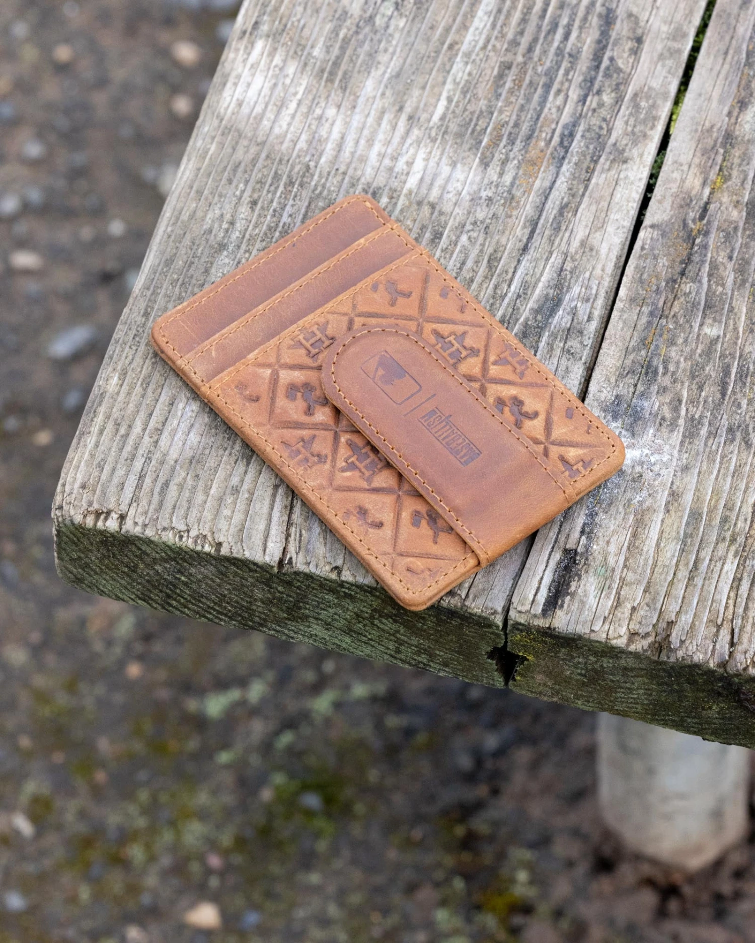 Flag Man Glove Leather Money Clip Wallet - Houston Astros-6675155976262 3 Flag Man Glove Leather Money Clip Wallet - Houston Astros-6675155976262 - Image 3